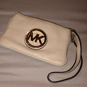 Michael Kors Cream Wrist Wallet